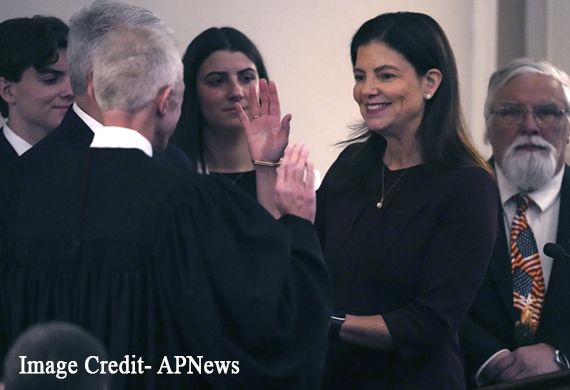 Kelly Ayotte Sworn as New Hampshire's 83rd Governor