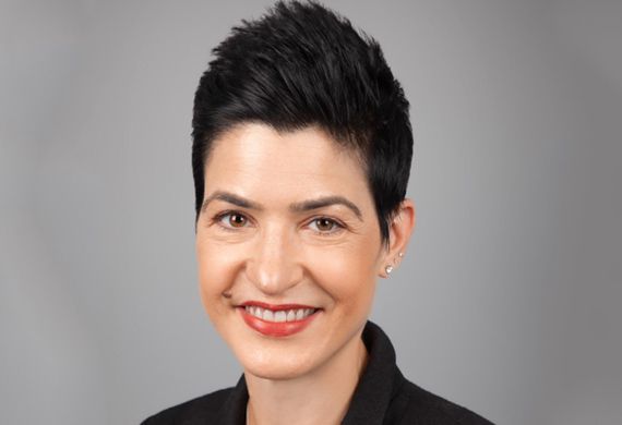 Mandy DeFilippo Joins Standard Chartered Bank as CEO, US & Americas